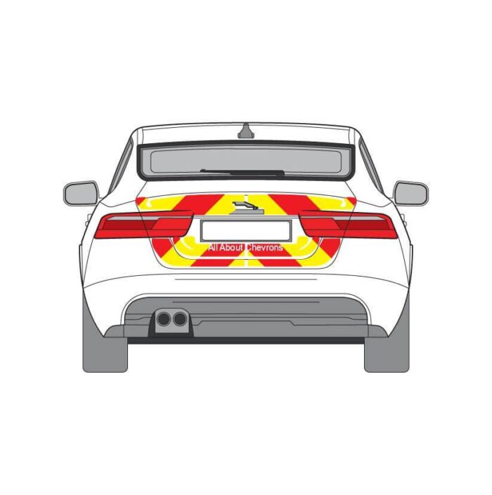 Jaguar XE Saloon 15 pre